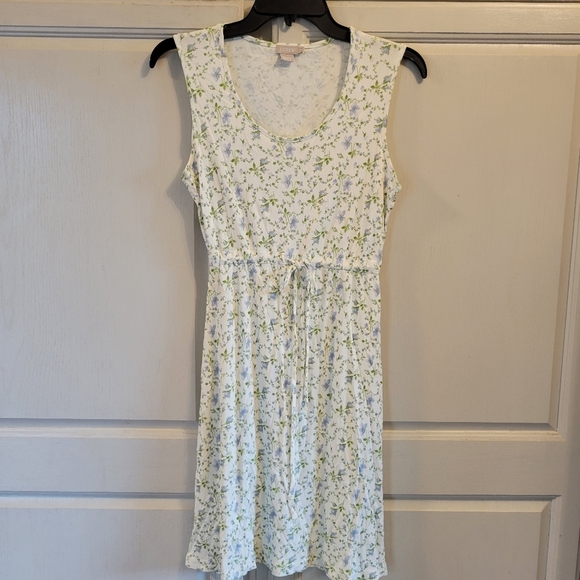 J. Crew Dresses & Skirts - J Crew Sleeveless Dress With Tie Waist Dainty Floral Print